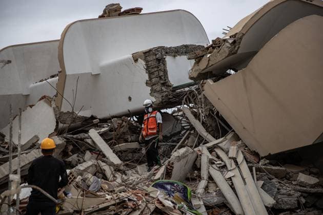 Aftermath of the earthquakes in Venezuela LA GUAIRA, VENEZUELA - JULY 10: Search and rescue operations continue at Caravellada and Cariba in La Guaira, Venezuela on July 10, 2026. Cem Tekkesinoglu Anadolu La Guaira World. Editorial use only. Please get in touch for any other usage.  Copyright: x2026xAnadoluxCemxTekkesinoglux