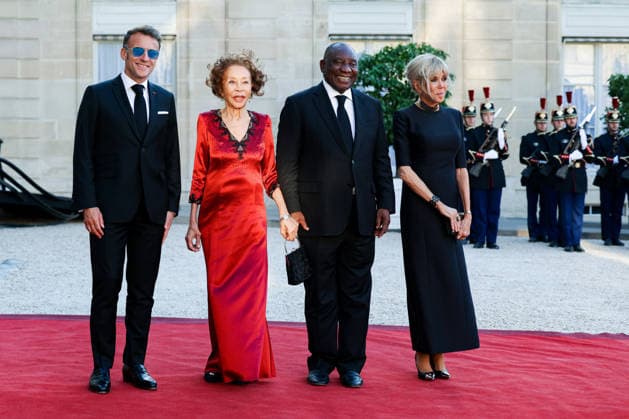 South African President Cyril Ramaphosa, South African First Lady Tshepo Motsepe, French President Emmanuel Macron, and French First Lady Brigitte Macron pose at the Élysée Palace on July 10, 2026, in Paris, France 458119 2026 07 10  Copyright: xLionelxGuericolasx xStarfacex STAR_458119_054