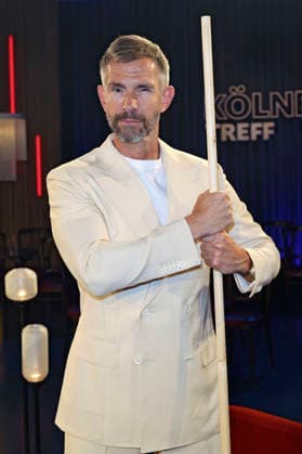 Micky Beisenherz bei der Aufzeichnung der WDR-Talkshow Kölner Treff im WDR Studio BS 3. Köln, 10.07.2026 *** Micky Beisenherz during the taping of the WDR talk show Kölner Treff at WDR Studio BS 3 in Cologne, July 10, 2026 Foto:xgbrcix xFuturexImagex koelner_treff1007_6715