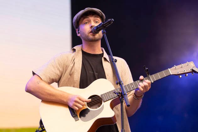 10.07.2026, Locarno, Piazza Grande, Moon and Stars, eifachBEN Locarno Piazza Grande Ticino Switzerland *** July 10, 2026, Locarno, Piazza Grande, Moon and Stars, eifachBEN Locarno Piazza Grande Ticino Switzerland Copyright: xJustPictures.ch AlexanderxRaemyx jp-de-AlRa-DSC04749