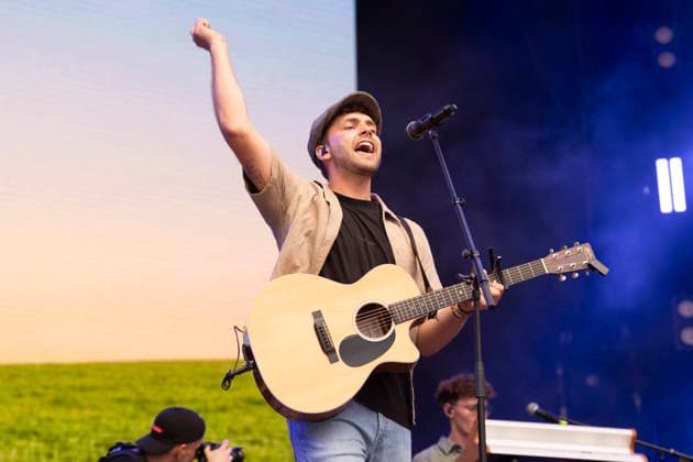 10.07.2026, Locarno, Piazza Grande, Moon and Stars, eifachBEN Locarno Piazza Grande Ticino Switzerland *** July 10, 2026, Locarno, Piazza Grande, Moon and Stars, eifachBEN Locarno Piazza Grande Ticino Switzerland Copyright: xJustPictures.ch AlexanderxRaemyx jp-de-AlRa-DSC04753