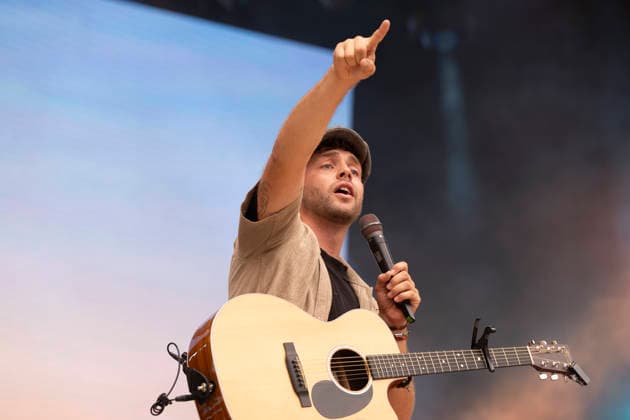 10.07.2026, Locarno, Piazza Grande, Moon and Stars, eifachBEN Locarno Piazza Grande Ticino Switzerland *** July 10, 2026, Locarno, Piazza Grande, Moon and Stars, eifachBEN Locarno Piazza Grande Ticino Switzerland Copyright: xJustPictures.ch AlexanderxRaemyx jp-de-AlRa-DSC04894