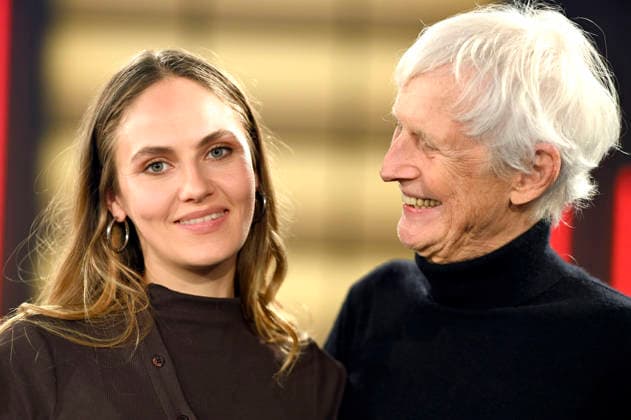 Elena Carriere mit Vater Matthieu Carriere bei der Aufzeichnung der WDR-Talkshow Kölner Treff im WDR Studio BS 3. Köln, 10.07.2026 *** Elena Carriere with her father, Matthieu Carriere, during the taping of the WDR talk show Kölner Treff at WDR Studio BS 3 in Cologne, July 10, 2026 Foto:xC.xAdolph xFuturexImagex koelner_treff1007_6766