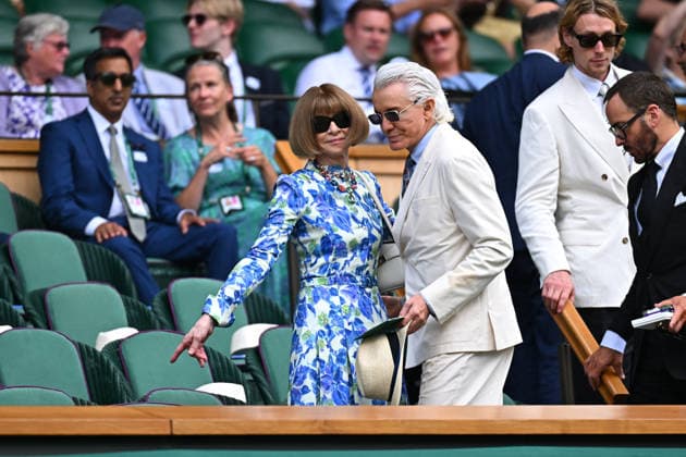 2026 Wimbledon - Semi-Final - Anna Wintour in the Stands Designer Anna Wintour durinh the semi final match at the 2026 Wimbledon Championships at the AELTC in London, Great Britain, on July 10, 2026. Photo by Corinne Dubreuil ABACAPRESS.COM LONDON United Kingdom  Copyright: xDubreuilxCorinne ABACAx