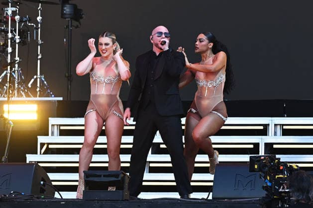 Pitbull performing at British Summertime in London LONDON, ENGLAND - JULY 10: Pitbull performing at British Summertime, Hyde Park on July 10, 2026 in London, England. CAP MAR MAR Great Britain UK Copyright: xMartinxHarris CapitalxPicturesx