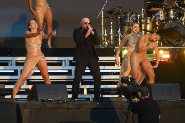 Pitbull headlines BST Hyde Park, London, UK - Fri 10 Jul 2026 American singer-songwriter Pitbull (born Armando Christian PÃ rez) headlines on the Great Oak Stage at BST Hyde Park Festival in Hyde Park in London, England, UK on Friday 10 July 2026., Credit:Justin Ng Avalon UK, England, London, Hyde Park  Copyright: xJustinxNgx xAvalonx 1115819804