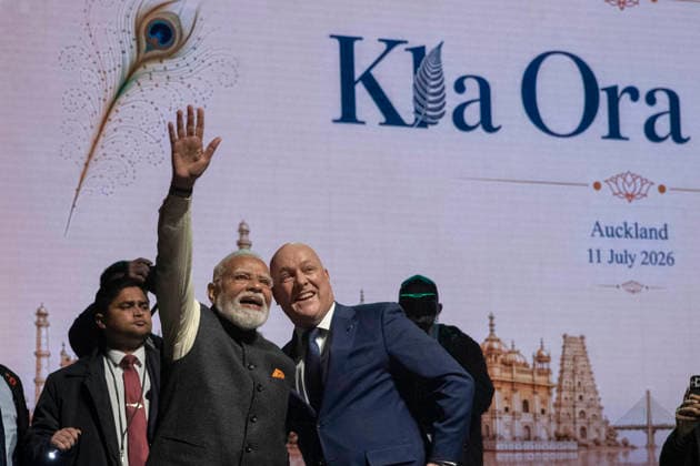 NARENDRA MODI NEW ZEALAND VISIT, Indian Prime Minister Narendra Modi (left) and New Zealand Prime Minister Christopher Luxon onstage during the Kia Ora Modi community reception at Spark Arena in Auckland, New Zealand, Saturday, July 11, 2026. ( NO ARCHIVING Auckland Auckland New Zealand  Copyright: xChrisxMcKeenx 20260711177960739212