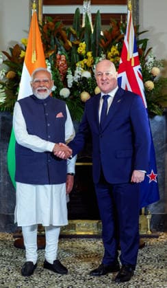 RECORD DATE NOT STATED PM Modi, New Zealand PM Christopher Luxon Shake Hands During Delegation-Level Talks in Auckland Auckland New Zealand , Jul 11 (ANI): Prime Minister Narendra Modi shakes hands with New Zealand Prime Minister Christopher Luxon during their delegation-level talks with at the Government House, in Auckland on Saturday. (Narendra Modi Photo Gallery ANI Photo) Auckland New Zealand Copyright: xANIx ANI_20260711011