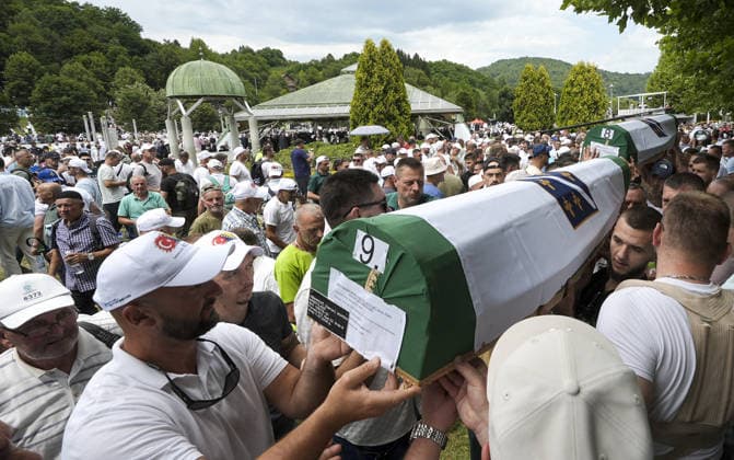 Funeral prayers held, 10 more Srebrenica genocide victims laid to rest SREBRENICA, BOSNIA AND HERZEGOVINA - JULY 11 : Funeral ceremony were held and 10 victims of the 1995 genocide were laid to rest at the Srebrenica-Potocari Memorial Cemetery in Srebrenica, Bosnia and Herzegovina on July 11, 2026. Thousands of people gathered at the site in the early hours of morning to pay their respects to the victims. The collective funeral prayer was led by Husein Kavazovic<!--TgQPHd --><!--TgQPHd false, ,false --><!--TgQPHd g 11x982h21 , ,0, ErcICvcHQUppVDR0SktELTVoQ3kyUlpqYkU3T2gzSmg5Wk5XZHdvM2lOZ1pmUjEyWldzQTl0bFBZdGNpR1BwNldYMDNKUWlmWkNXTWdWWmYxOXhtajJMRDVwVTAySnRIVndtVi1hSklUeW9MaWZxeW1ZWE1tT2pnODdXZzZLQW5wNjNST292NzE0cTZ0ZVotekFZSVVI  Copyright: x2026xAnadoluxSamirxJordamovicx