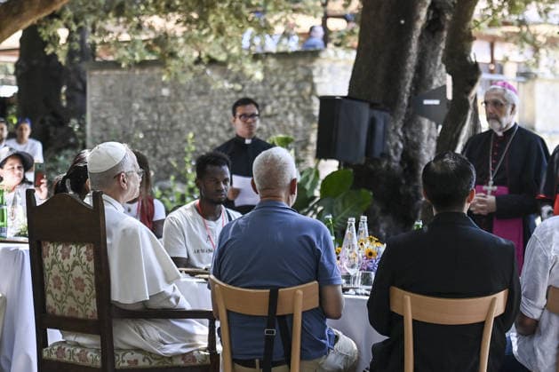 Pope Leo XIV joins lunch with people in need near Rome CASTEL GANDOLFO, ITALY, JULY 11: (----EDITORIAL USE ONLY - MANDATORY CREDIT - ISABELLA BONOTTO POOL HANDOUT - NO MARKETING NO ADVERTISING CAMPAIGNS - DISTRIBUTED AS A SERVICE TO CLIENTS----) Pope Leo XIV attends lunch with 200 people in need at Borgo Laudato Si , a circular economy and environmental sustainability project village, in Castel Gandolfo, near Rome, Italy, on July 11, 2026. Isabella Bonotto Pool Anadolu Rome Italy. Editorial use only. Please get in touch for any other usage.  Copyright: x2026xAnadoluxIsabellaxBonottox xPoolx