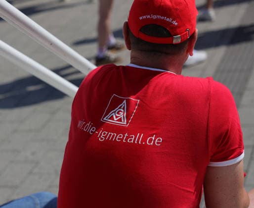 11.07.2026, Deutschland, NRW, Gewerkschaften, Warnstreiks, Der DGB, die IG Metall Ruhrgebiet Mitte und Verdi haben für heute zur Demonstration Ruhrpott Rebellion in Dortmund aufgerufen- es wurde gegen die geplanten Reformen der Bundesregierung protestiert, z.B. in den Bereichen Rente und Gesundheit, Deutschland *** July 11, 2026, Germany, North Rhine-Westphalia, labor unions, warning strikes, The DGB, IG Metall Ruhrgebiet Mitte, and Verdi have called for a demonstration today in Dortmund called Ruhrpott Rebellion. Protesters are demonstrating against the federal government’s planned reforms, for example in the areas of pensions and healthcare, Germany Copyright: xD.xKerlekin SnowfieldxPhotographyx SF110726VerdiD7
