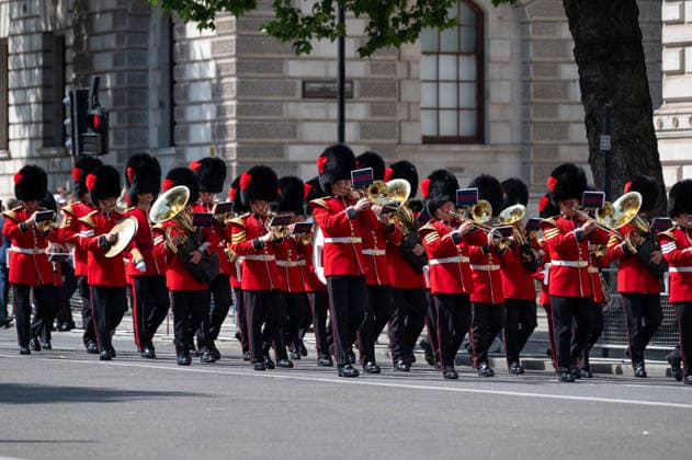 Belgian Armed Forces parade at the Cenotaph at the annual London ceremony - 11 ul 2026 British Royal Guard band in traditional bearskin hats march during the annual Belgian parade at the Cenotaph. Belgian servicemen marched through Whitehall during the annual Belgian Parade at the Cenotaph in central London. The ceremony, held on the Saturday preceding Belgian National Day, commemorates the service and sacrifice of Belgian and British soldiers during the First and Second World Wars and celebrates the enduring friendship between the two nations. Belgium is the only non-Commonwealth country granted the honour of marching armed troops through central London, a tradition established by King George V in 1934. The ceremony includes a wreath layin Copyright: xAndreaxDomeniconix xSOPAxImagesx ADOMENICONI_BELGIAN_WREATH_Z62_1937