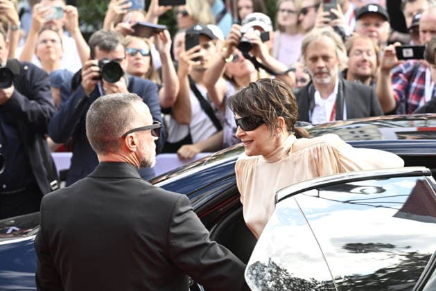 The final day of the 60th Karlovy Vary International Film Festival, on July 11, 2026. French actress Juliette Binoche, right. (CTKxPhoto KaterinaxSulova) CTKPhotoP2026071104084  CTKPhotoP2026071104084