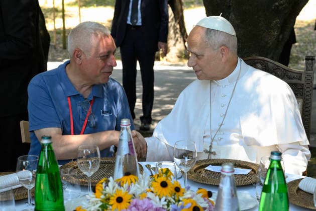 ITALY - POPE LEO XIV ATTENDS THE EVENT LUNCH WITH POPE WITH AROUND 200 SOCIALLY VULNERABLE PEOPLE FROM THE FIOCESE OF ROME, AT BORGO LAUDATO SI IN THE PONTIFICAL GARDENS OF CASTEL GANDOLFO - 2026 7 11 Italy,Castel Gandolfo , Vatican, 2026 7 11. Pope Leo XIV attends the event Lunch with the Pope with around 200 socially vulnerable people from the Diocese of Rome, at Borgo Laudato Si in the Pontifical Gardens of Castel Gandolfo EDITORIAL USE ONLY - NO BOOKS Copyright: xVATICANxMEDIA CPPx