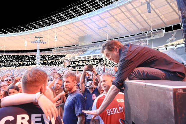 11.07.2026, Die Toten Hosen, Sänger Campino, im Konzert live im Olympiastadion, Berlin, Abschiedstour ãTrink aus wir, müssen gehenÒ live, bgl, Andreas Frege, Berlin *** July 11, 2026, Die Toten Hosen, singer Campino, live in concert at the Olympic Stadium, Berlin, farewell tour Let’s drink up, we have to go, live, bgl, Andreas Frege, Berlin