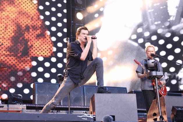 11.07.2026, Die Toten Hosen, Sänger Campino, im Konzert live im Olympiastadion, Berlin, Abschiedstour ãTrink aus wir, müssen gehenÒ live, bgl, Andreas Frege, Berlin *** July 11, 2026, Die Toten Hosen, singer Campino, live in concert at the Olympic Stadium, Berlin, farewell tour Let’s drink up, we have to go, live, bgl, Andreas Frege, Berlin