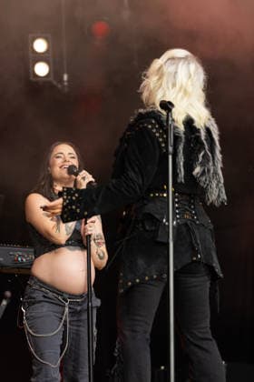 11.07.2026, Locarno, Piazza Grande, Moon and Stars 2026 Locarno: Kim Wilde, Scarlett Wilde (backing vocals) and Kim Wilde (lead vocals) Locarno Piazza Grande Ticino Switzerland *** July 11, 2026, Locarno, Piazza Grande, Moon and Stars 2026 Locarno: Kim Wilde, Scarlett Wilde on backing vocals, and Kim Wilde on lead vocals; Locarno, Piazza Grande, Ticino, Switzerland Copyright: xJustPictures.ch FrancescoxMinghettix 1079644517st