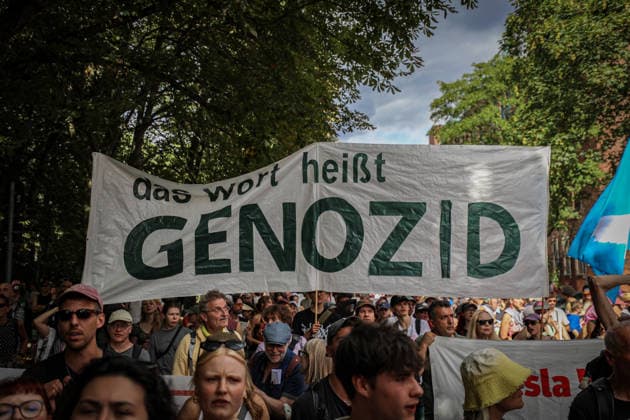 July 11, 2026, Berlin, Berlin, Germany: Demonstrators march and chant during an anti-war protest against Rheinmetall and the arms industry in Berlin, Germany, on July 11, 2026. The demonstration called for an end to weapons production and military expansion, with participants carrying banners and Palestinian flags while demanding greater investment in social services instead of armaments. Berlin Germany - ZUMAa268 20260711_zip_a268_007 Copyright: xAbdelrahmanxAlkahloutx