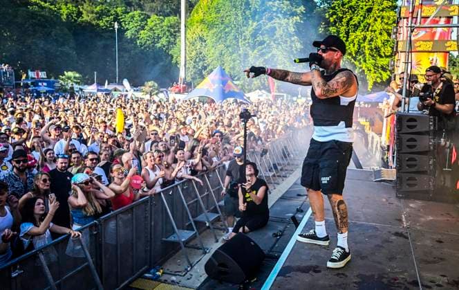 Das Smag-Sundance-Festival am Essener Baldeneysee auf dem Gekände des Seaside Beach. ** NUR FÜR REDAKTIONELLE ZWECKE ** EDITORIAL USE ONLY **<p>Jebroer tritt auf beim Smag-Sundance-Festival am Essener Baldeneysee am Samstag, dem 11 07 2026. Mit dabei unter anderem Alle Farben, David Puentez, Plastik Funk und MBP. Das Smag-Sundance-Festival am Essener Baldeneysee auf dem Gekände des Seaside Beach. Deutschland NRW Essen Copyright: KerstinxKokoska *** The Smag Sundance Festival at Baldeneysee in Essen on the grounds of Seaside Beach ** FOR EDITORIAL USE ONLY ** EDITORIAL USE ONLY ** p Jebroer will perform at the Smag Sundance Festival at Lake Baldeney in Essen on Saturday, July 11, 2026. Other performers include Alle Farben, David Puen Copyright: KerstinxKokoska doc86obfz7bwk7mknd2gno ,EDITORIAL USE ONLY