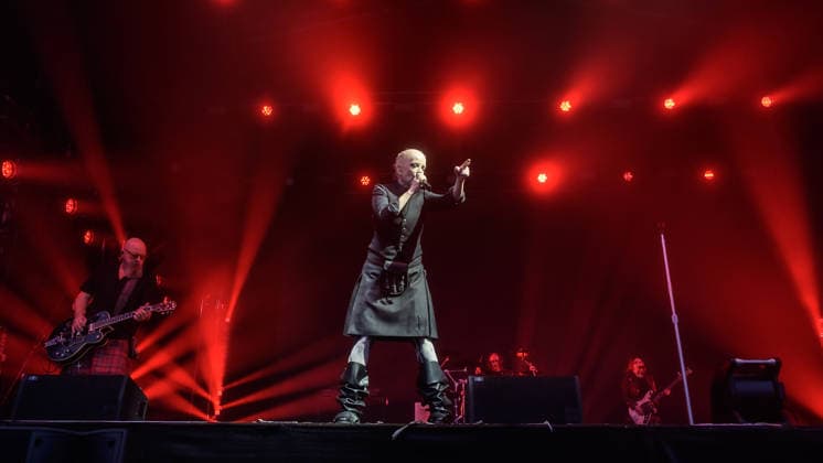 Garbage at The Castle Concerts 2026 in Edinburgh, UK - 11 Jul. Shirley Manson seen performing live on stage at Edinburgh Castle. Edinburgh United Kingdom Copyright: xStuartxWestwoodx xSOPAxImagesx SWESTWOOD13