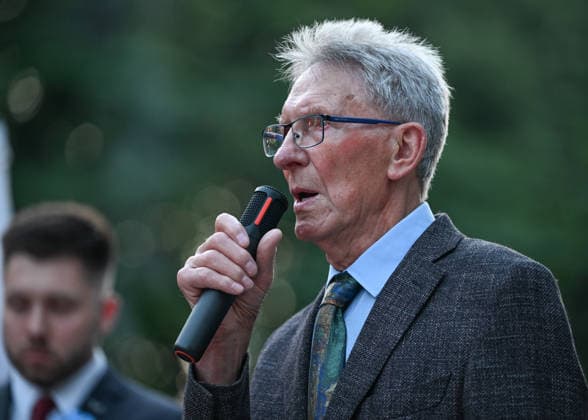 Poland Commemorates 83rd Anniversary Of Volhynia Genocide RZESZOW, POLAND - JULY 11: Volhynia massacre survivor Miroslaw Rucinski (born 1938, originally from Ostrog near Luck) speaks into a microphone during the final part of a solemn commemoration ceremony outside the Home Army (AK) Monument on July 11, 2026, in Rzeszow, Poland. Rucinski, who as a five-year-old child witnessed the brutal murder of his father and other family members, shared his testimony at the event organized by nationalist groups including Oboz Narodowo-Radykalny (ONR). Despite his family tragedy, Rucinski actively helped numerous Ukrainian refugees arriving in Rzeszow following the outbreak of the 2022 Russia-Ukraine war. The march marks the 83rd anniversary of Bloo  Copyright: xArturxWidakx originalFilename: widak-polandma260711_npg1C.jpg