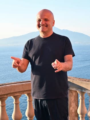 Peppe Iodice invited to the 2026 Social Film Festival in Vico Equense, Italy - 11 Jul. Peppe Iodice attends at the 2026 Social Film Festival in Vico Equense. Vico Equense Italy Copyright: xAntoninoxD’Espositox xSOPAxImagesx DSC_7171