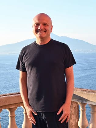 Peppe Iodice invited to the 2026 Social Film Festival in Vico Equense, Italy - 11 Jul. Peppe Iodice attends at the 2026 Social Film Festival in Vico Equense. Vico Equense Italy Copyright: xAntoninoxD’Espositox xSOPAxImagesx DSC_7169
