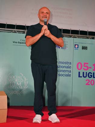 Peppe Iodice invited to the 2026 Social Film Festival in Vico Equense, Italy - 11 Jul. Peppe Iodice attends at the 2026 Social Film Festival in Vico Equense. Vico Equense Italy Copyright: xAntoninoxD’Espositox xSOPAxImagesx DSC_7784