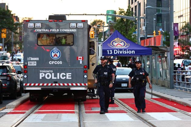 July 11, 2026, Toronto, On, Canada: Police respond to an active shooter at the Salsa on St. Clair event in Toronto, on Saturday, July 11, 2026. Toronto Canada  - ZUMAc35_ 20260711_zaf_c35_011 Copyright: xKeitoxNewmanx