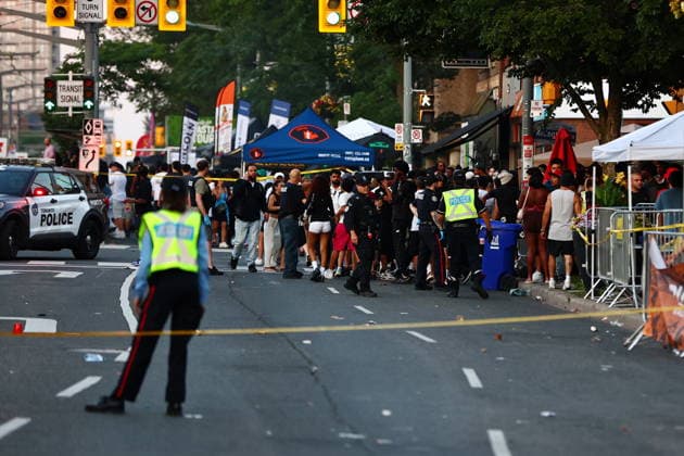 July 11, 2026, Toronto, On, Canada: Police respond to an active shooter at the Salsa on St. Clair event in Toronto, on Saturday, July 11, 2026. Toronto Canada  - ZUMAc35_ 20260711_zaf_c35_014 Copyright: xKeitoxNewmanx