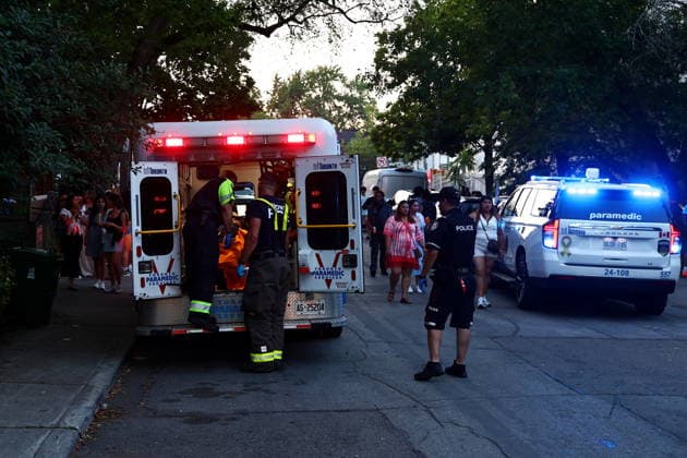 July 11, 2026, Toronto, On, Canada: Paramedics respond to an active shooter at the Salsa on St. Clair event in Toronto, on Saturday, July 11, 2026. Toronto Canada  - ZUMAc35_ 20260711_zaf_c35_017 Copyright: xKeitoxNewmanx