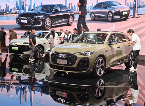 CHANGCHUN, CHINA - JULY 11: People visit the 23rd Changchun International Automobile Expo on July 11, 2026 in Changchun, Jilin Province of China. The exhibition drew participation from 53 Chinese and foreign automobile manufacturers, with over a thousand vehicles on display.  Copyright: xChinaxNewsxServicex 111653661040
