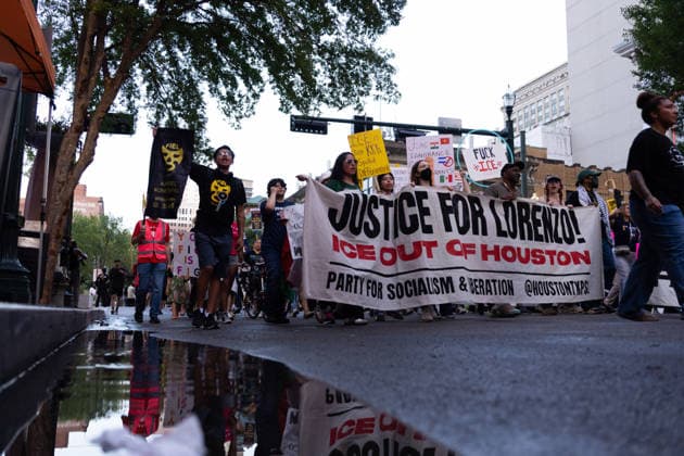 July 11, 2026, Houston, Texas, USA: Protesters march in Downtown Houston to protest against U.S. Immigration and Customs Enforcement (ICE) after Lorenzo Salgado Araujo was fatally shot by an ICE agent during an attempted immigration enforcement operation, an incident that has prompted calls from community leaders and elected officials for an independent investigation, Saturday, July 11, in Houston, Texas. Houston USA  - ZUMAg287 20260711_zsp_g287_013 Copyright: xMatthewxGuzmanx