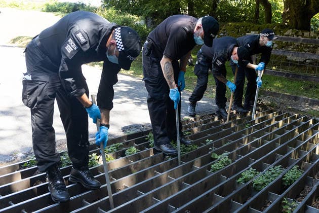 Ann Widdecombe crime scene Police start searching in and around the area near to Ann Widdecombe s house in Haytor. 11.07.2026  Copyright: xMarkxPassmore-xCommissionedxbyxTx NINTCHDBPICT001094702309