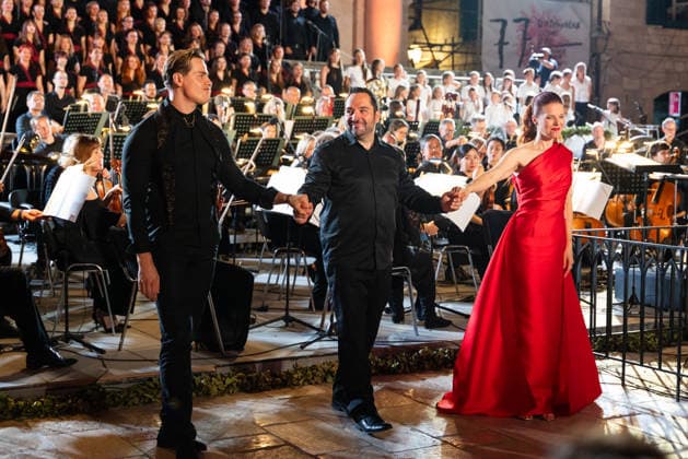 Carmina Burana performance as part of the 77th Dubrovnik Summer Festival As part of the 77th Dubrovnik Summer Festival, Carmina Burana was performed by the Munich Radio Orchestra, choir Ivan Goran Kovacic, conductor Ivan Repusi, in front of the Church of St. Blaise, in Dubrovnik, Croatia, on July 12 2026.  GrgoxJelavic PIXSELL