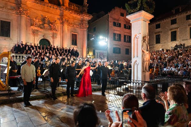 Carmina Burana performance as part of the 77th Dubrovnik Summer Festival As part of the 77th Dubrovnik Summer Festival, Carmina Burana was performed by the Munich Radio Orchestra, choir Ivan Goran Kovacic, conductor Ivan Repusi, in front of the Church of St. Blaise, in Dubrovnik, Croatia, on July 12 2026.  GrgoxJelavic PIXSELL