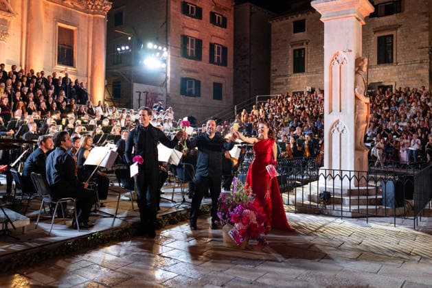 Carmina Burana performance as part of the 77th Dubrovnik Summer Festival As part of the 77th Dubrovnik Summer Festival, Carmina Burana was performed by the Munich Radio Orchestra, choir Ivan Goran Kovacic, conductor Ivan Repusi, in front of the Church of St. Blaise, in Dubrovnik, Croatia, on July 12 2026.  GrgoxJelavic PIXSELL