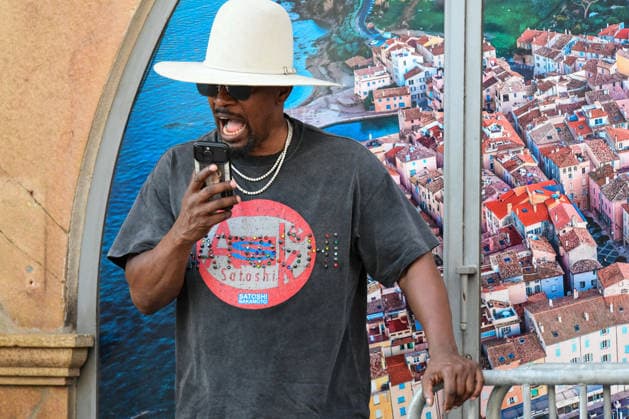 Jamie Foxx Out and About in Saint Tropez - France American actor and comedian Jamie Foxx seen out and about in Saint Tropez, France, on July 11, 2026. Photo by ABACAPRESS.COM Saint Tropez France  Copyright: xABACAx