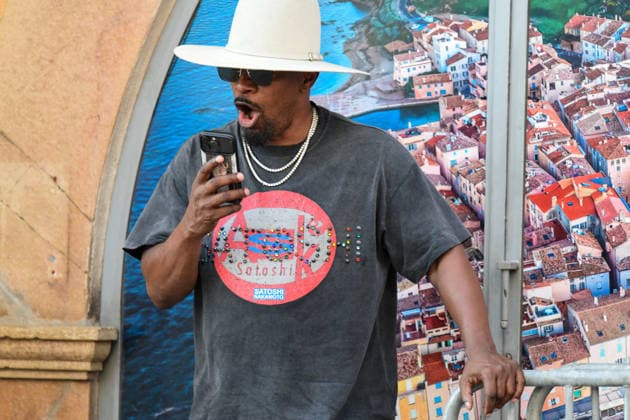 Jamie Foxx Out and About in Saint Tropez - France American actor and comedian Jamie Foxx seen out and about in Saint Tropez, France, on July 11, 2026. Photo by ABACAPRESS.COM Saint Tropez France  Copyright: xABACAx