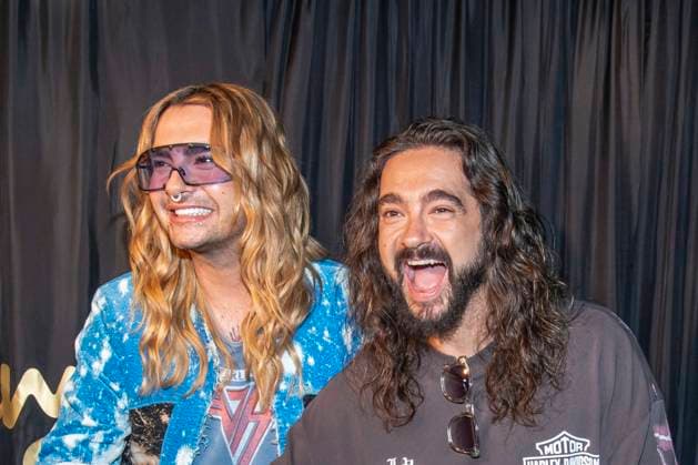 ABB WACHSKAULITZ- Bill Kaulitz und Tom Kaulitz die Brueder praesentieren ihre Dobelgaenger aus Wachs bei dem Event Release der Wachsfiguren von Bill und Tom Kaulitz im Madame Tussauds in Berlin am 12.07.2026 Berlin Deutschland *** ABB WACHSKAULITZ: Brothers Bill Kaulitz and Tom Kaulitz present their wax doubles at the unveiling of the wax figures of Bill and Tom Kaulitz at Madame Tussauds in Berlin on July 12, 2026, Berlin, Germany