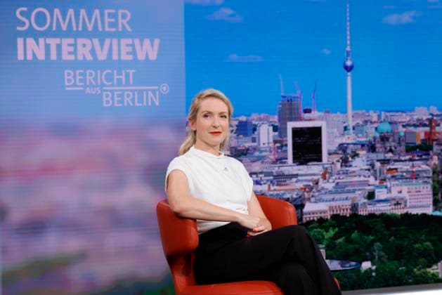 Ines Schwerdtner, Vorsitzende der Linken, Deutschland, Berlin, ARD-Sommerinterview mit Ines Schwerdtner, Vorsitzende der Linken, 12.07.2026 *** Ines Schwerdtner, Chairwoman of Die Linke, Germany, Berlin, ARD Summer Interview with Ines Schwerdtner, Chairwoman of Die Linke, July 12, 2026