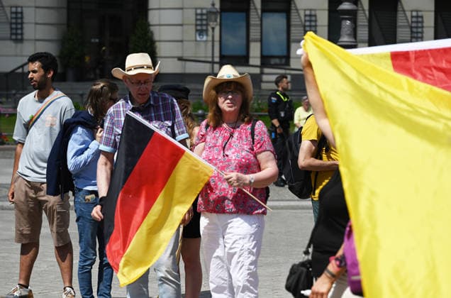 A rally in support of a petition for the resignation of Friedrich Merz in Berlin BERLIN, GERMANY - JULY 12: People holding German flags and posters take part in a rally supporting a petition calling for the resignation of German Chancellor Friedrich Merz in Berlin, Germany, on July 12, 2026. Volodymyr Sindieiev Anadolu Berlin Germany. Editorial use only. Please get in touch for any other usage.  Copyright: x2026xAnadoluxVolodymyrxSindieievx