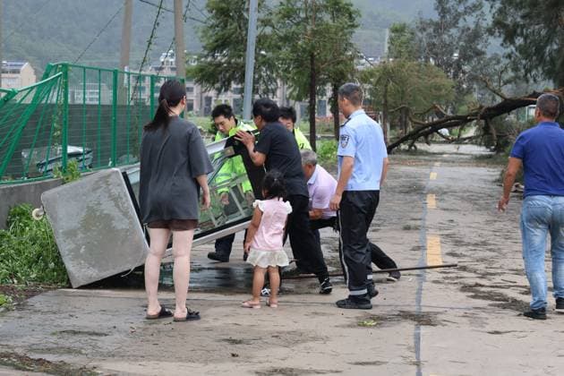 China Typhoon Bavi Aftermath People clear a road after Typhoon Bavi passed in Wenling in eastern China s Zhejiang province, Sunday, July 12, 2026., Credit:JIN YUNGUO Utuku Feature China Avalon CHINA, ZHEJIANG, WENLING  Copyright: xJINxYUNGUOx xUtuku FeaturexChinax xAvalonx 1116140116