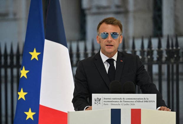 Frst National Day of Commemoration Recognizing Alfred Dreyfus s Innocence - Paris French President Emmanuel Macron presides over the first National Day of Commemoration recognizing Alfred Dreyfus s innocence, held on the Île de la Cité in Paris in front of the Court of Cassation on July 12, 2026, in the presence of elected officials, Minister of the Armed Forces Catherine Vautrin, Paris Mayor Emmanuel Grégoire, and the captain s grandson—99-year-old Charles Dreyfus—the Head of State delivered a speech marking the 120th anniversary, to the day, of the Court of Cassation s decision to rehabilitate Alfred Dreyfus. Photo by Christian Liewig Pool ABACAPRESS.COM Paris France  Copyright: xLiewigxChristian Pool ABACAx