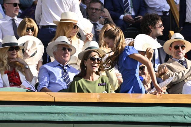 Tennis - Wimbledon 2026 - ITF - The Championships - 12 07 2026 - Tennis - Wimbledon 2026 - ITF - The Championships - 12 07 2026 - Royal box - Kate Princesse de Galles et Charlotte London  Copyright: xChryslenexCaillaud Psnewzx