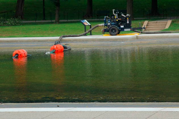 July 12, 2026, Washington, District Of Columbia, U.S: The Lincoln Memorial Reflecting Pool on the National Mall in Washington, DC is once again being drained, in advance of repair work. Seen here, the reflecting pool partial drained with some of the pumping equipment visible. Washington U.S - ZUMAg228 20260712_zap_g228_002 Copyright: xEvanxGolubx