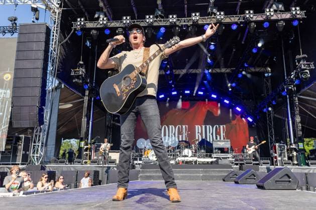 July 12, 2026, Chicago, Illinois, USA: Country musician GEORGE BIRGE during the WIndy City Smokeout Music Festival at United Center in Chicago, Illinois Chicago USA  - ZUMAs135 20260712_zap_s135_030 Copyright: xDanielxDeSloverx