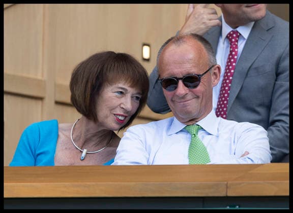 . 12 07 2026. London, United Kingdom. German Chancellor Friederich Merz and Charlotte Merz watching the Mens Singles Final at the Wimbledon Tennis Championships in London.  xStephenxLockx xi-Imagesx IIM-26902-0241