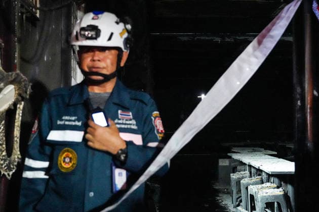 Bangkok Pub Fire Kills At Least 27 People Members of emergency personnel work at the site of a deadly fire at a pub in Bangkok, Thailand, on July 13, 2026. A large fire engulfs a pub in Bangkok early on Monday morning local time, resulting in the deaths of at least 27 people before firefighters bring the blaze under control, according to officials. Bangkok Bangkok Thailand  Copyright: xAnusakxLaowilasx originalFilename: laowilas-notitle260713_np1a1.jpg
