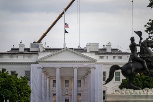 Flag At Half Mast At White House After Death Of Senator Lindsey Graham - DC The American flag atop the White House flies at half mast following the death of Senator Lindsey Graham, a Republican from South Carolina, in Washington, DC, US, on Sunday, July 12, 2026. Photo by Daniel Heuer Pool ABACAPRESS.COM  Copyright: xPool ABACAx